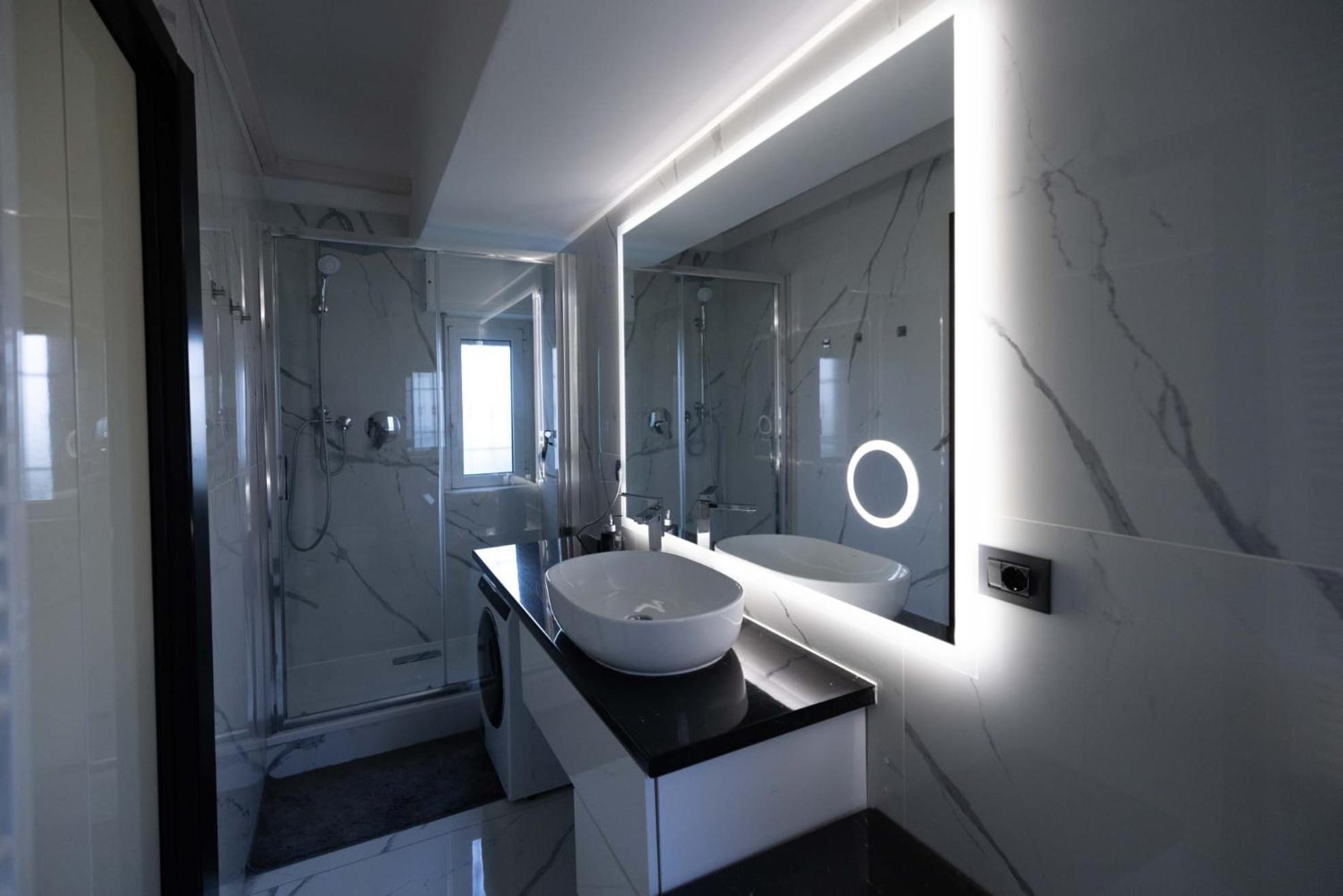 Spazioso Appartamento Con Terrazzo Navigli , Bocconi Milan Extérieur photo